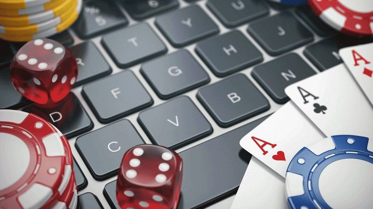 zynga poker online پر آن لائن سلاٹس کے بارے میں